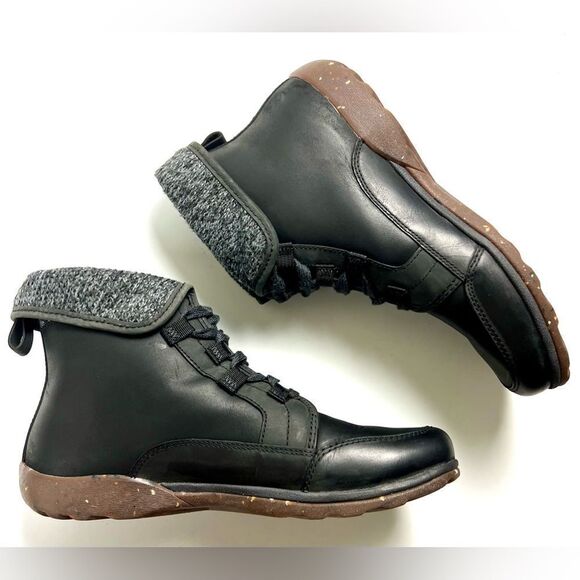 Chaco Barbary Waterproof Boots - Picture 7 of 15